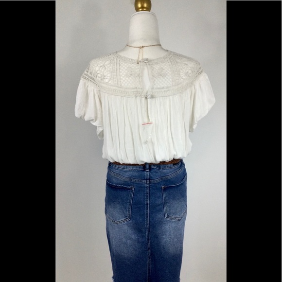 Free People Gauze Crochet Top With Elastic Bottom - Picture 3 of 11